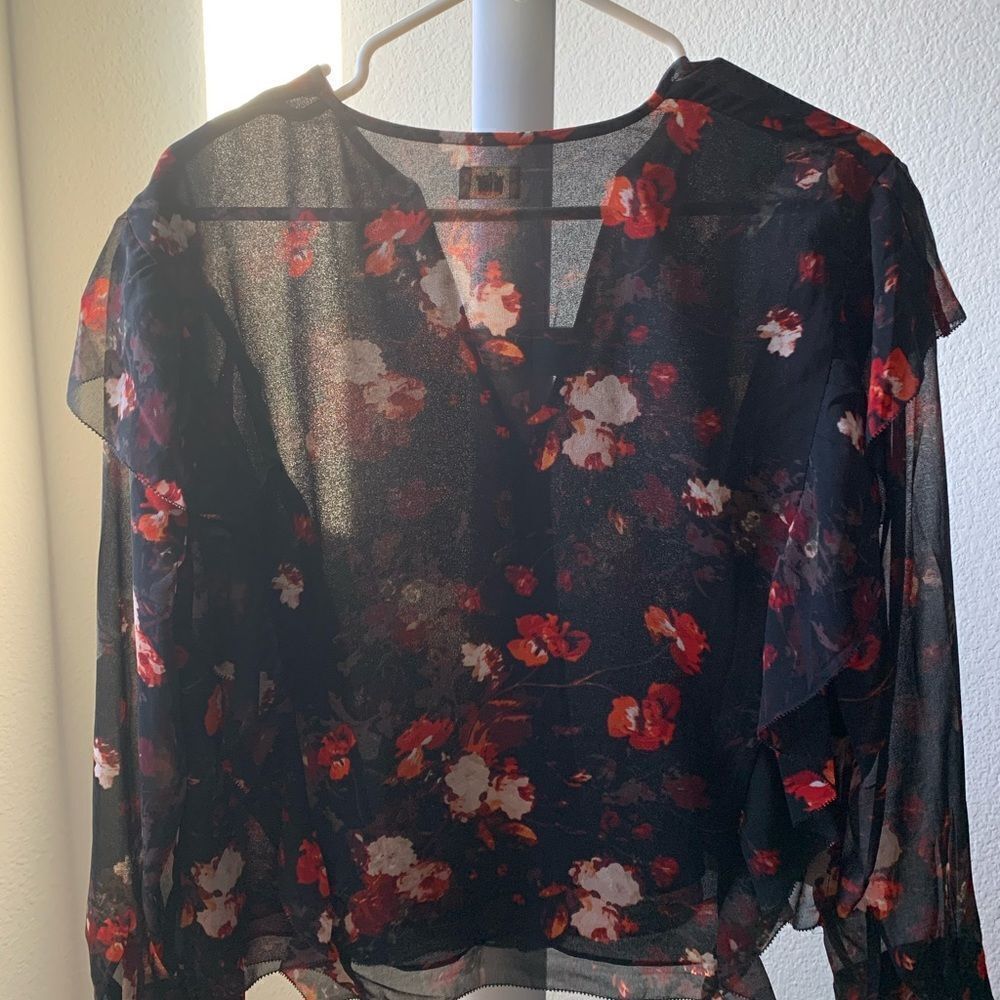 Aritzia Wilfred blouse XS - Picture 5 of 9